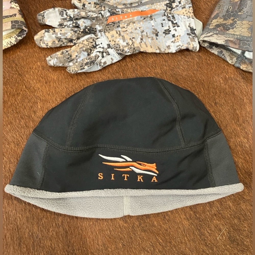 Sitka Black and Gray Beanie